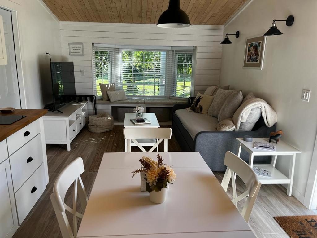 Maria'S Tiny Barn Guest House Homestead Luaran gambar